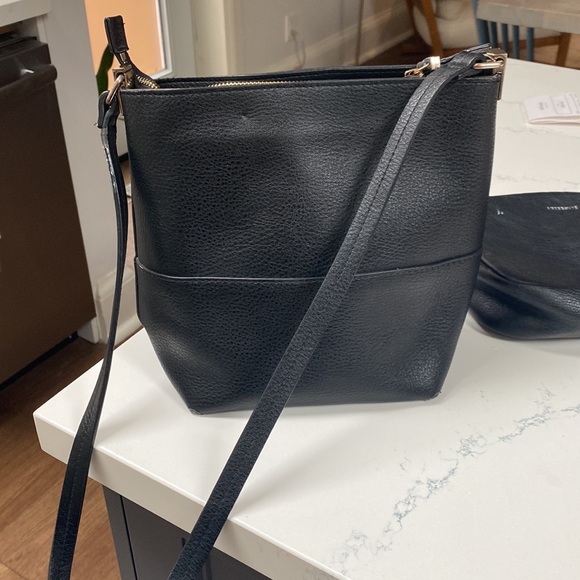 5 H&M Crossbody Bags - Picture 2 of 16